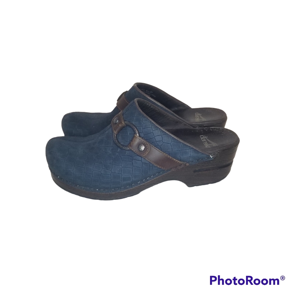 Dansko Shandi Croc Mule Blue Size 37